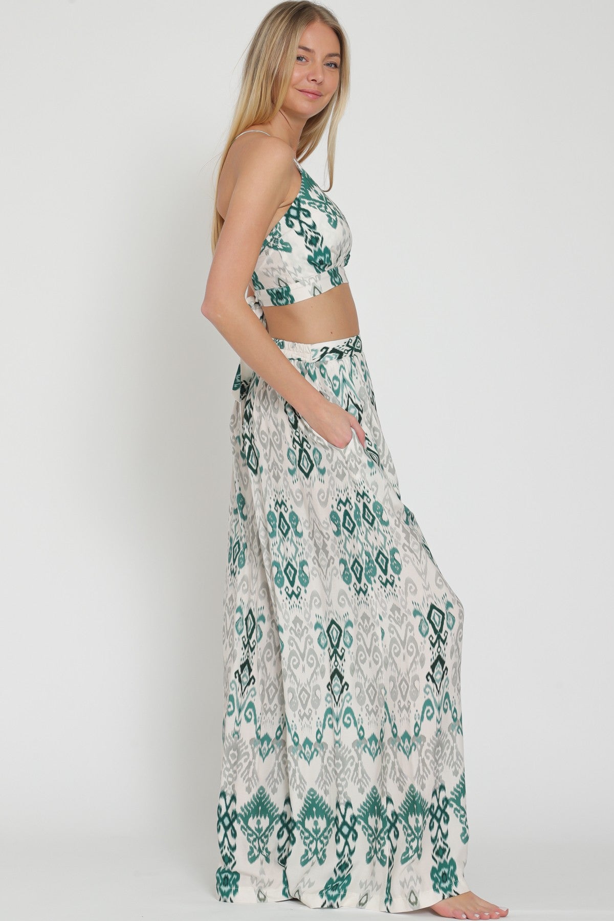 Thin Adjustable Strap Crop Top & Long Pants Set