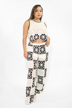 Black Cream Crochet