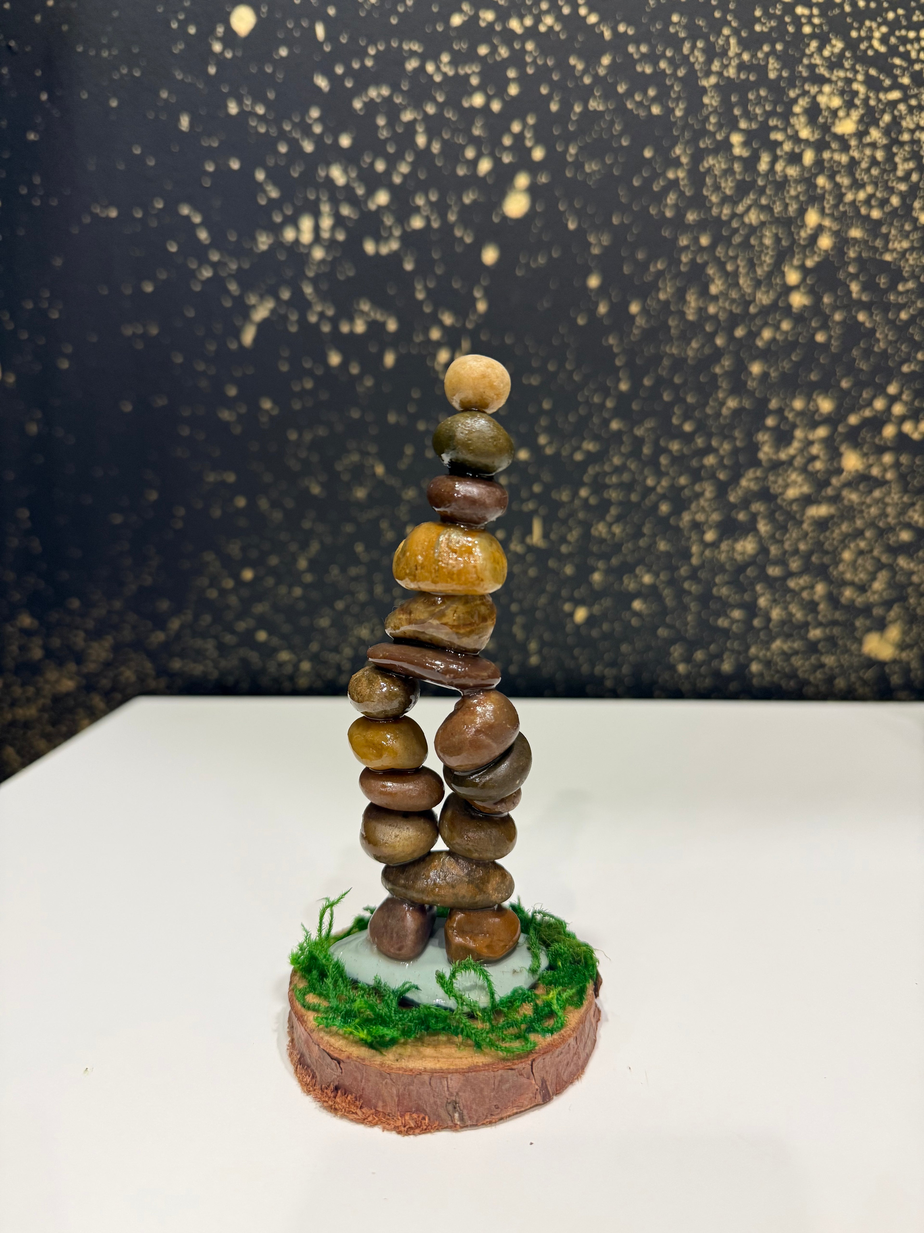 DECORATIVE STONES